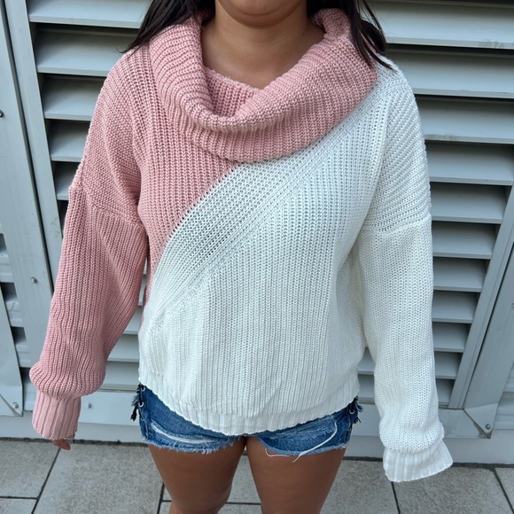 Pink and white sweater - Picture 4 of 5
